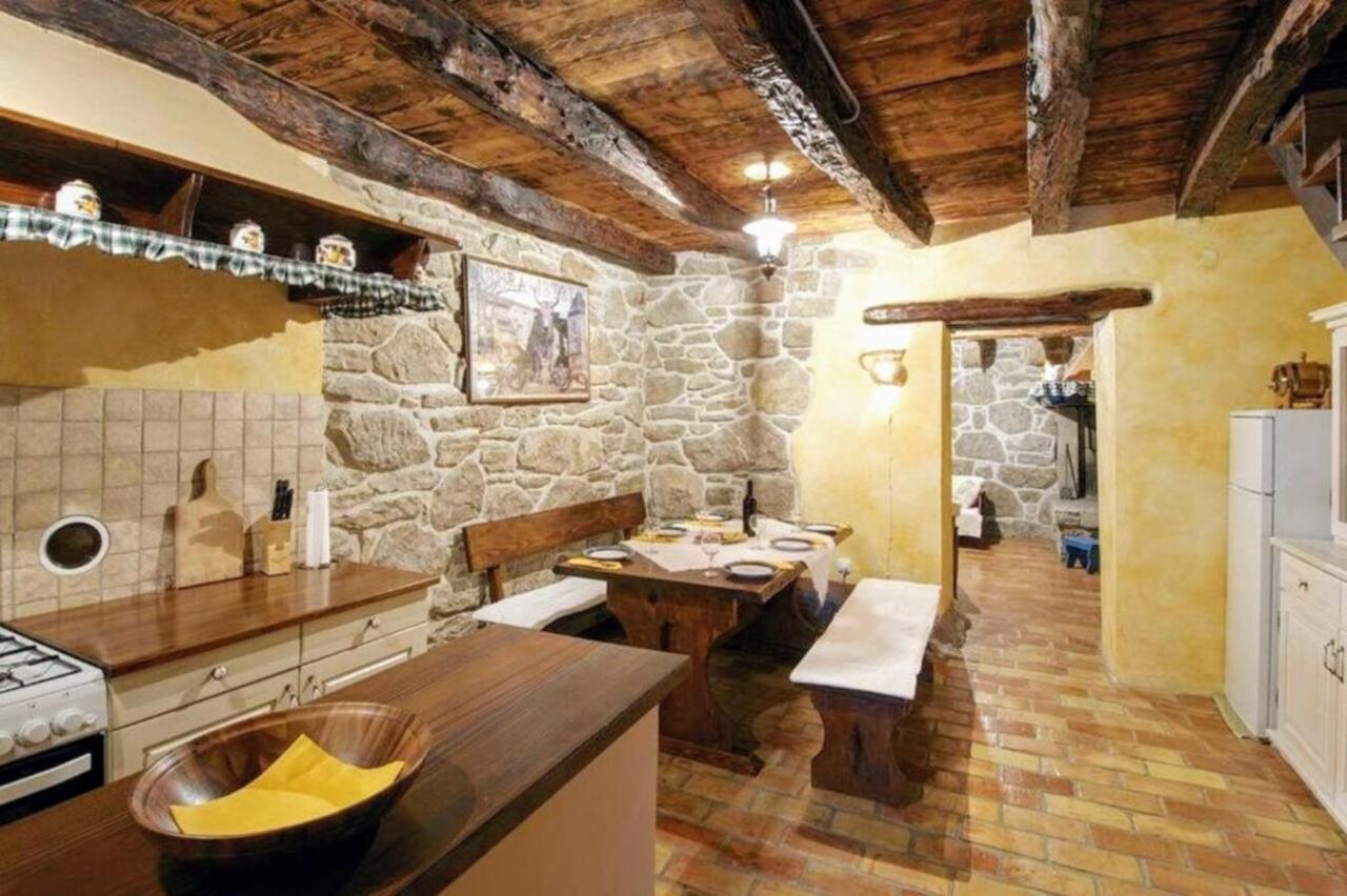 The Grandview Residence Buzet Esterno foto
